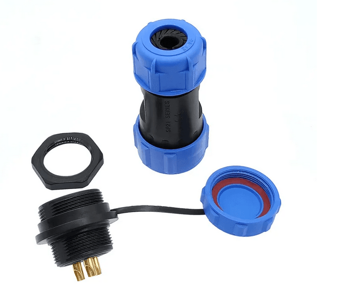 Conector de alta corriente IP67 4P panel pasante 30A