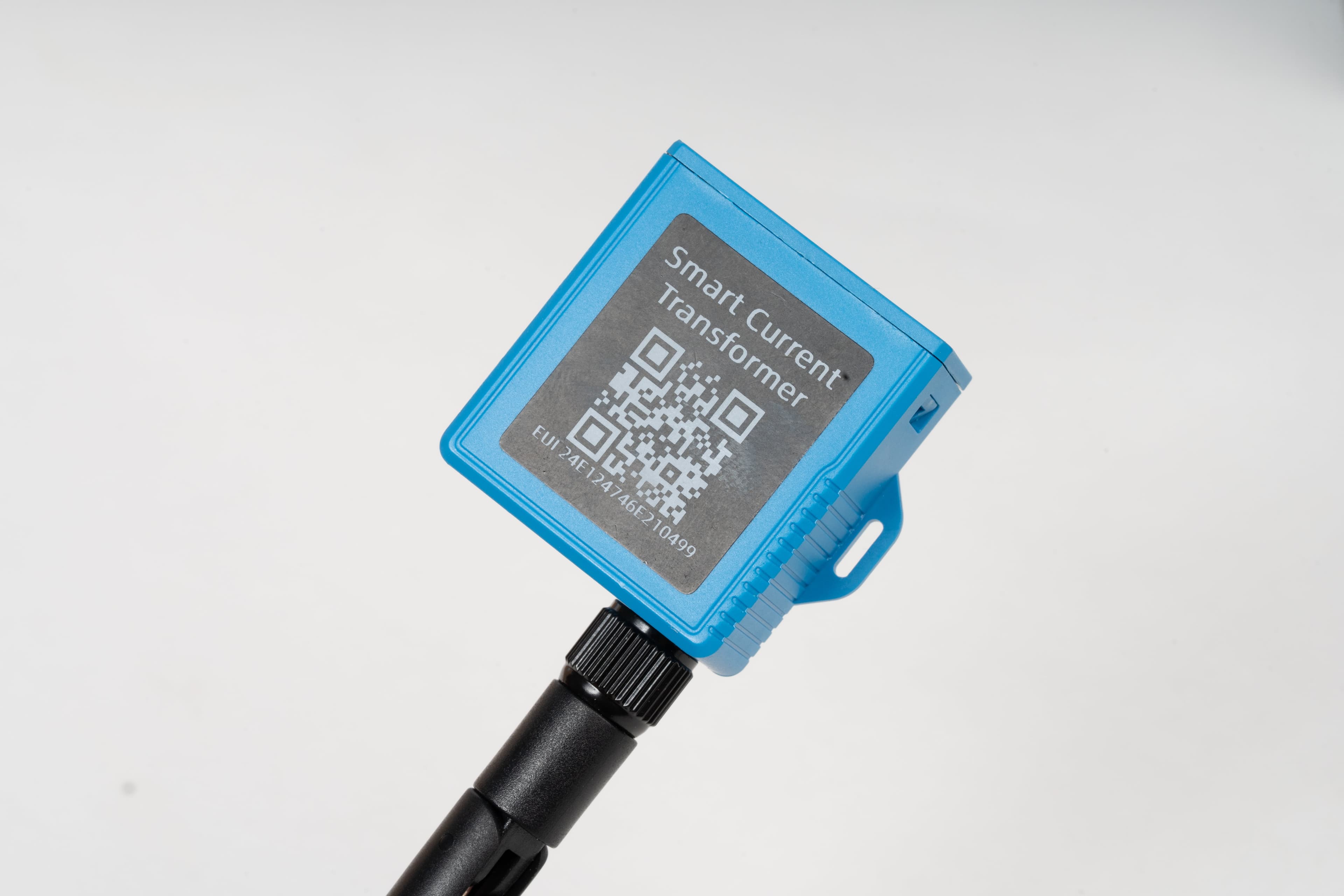 Medidor de corriente LoRaWAN CT310 - Milesight